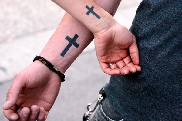 cross-tattoo-design-for-couple